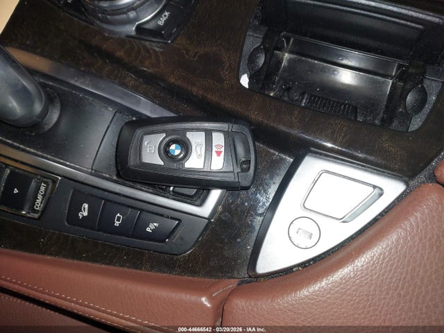44666542 :رقم المزاد ، WBA5A7C56FG142966 vin ، 2015 Bmw 528i Xdrive مزاد بيع