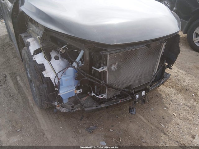 5N1BT3AA2PC753719 Nissan Rogue S Fwd