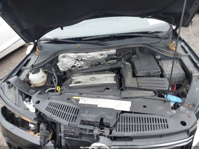 Продажа на аукционе авто 2017 Volkswagen Tiguan 2.0t/2.0t S, vin: WVGBV7AX0HK038922, номер лота: 44666608
