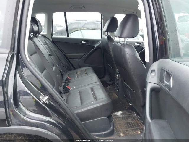 Продажа на аукционе авто 2017 Volkswagen Tiguan 2.0t/2.0t S, vin: WVGBV7AX0HK038922, номер лота: 44666608