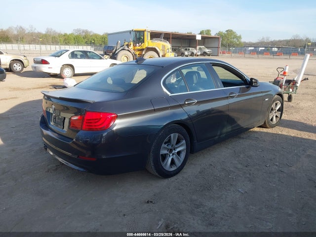 2012 BMW 528I WBAXH5C5XCDW11739 Photo 3