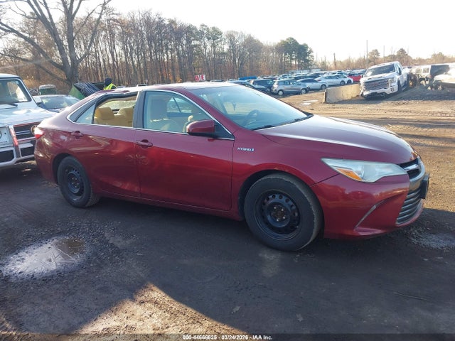 2015 Toyota Camry Hybrid Le მანქანა იყიდება აუქციონზე, vin: 4T1BD1FK0FU160694, აუქციონის ნომერი: 44666635