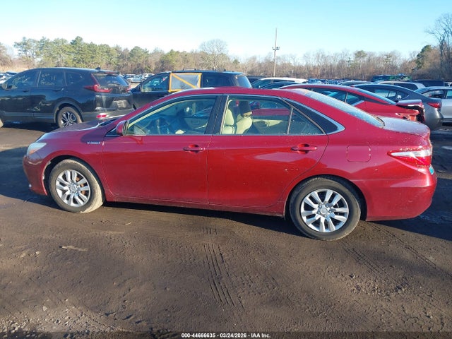 2015 Toyota Camry Hybrid Le მანქანა იყიდება აუქციონზე, vin: 4T1BD1FK0FU160694, აუქციონის ნომერი: 44666635