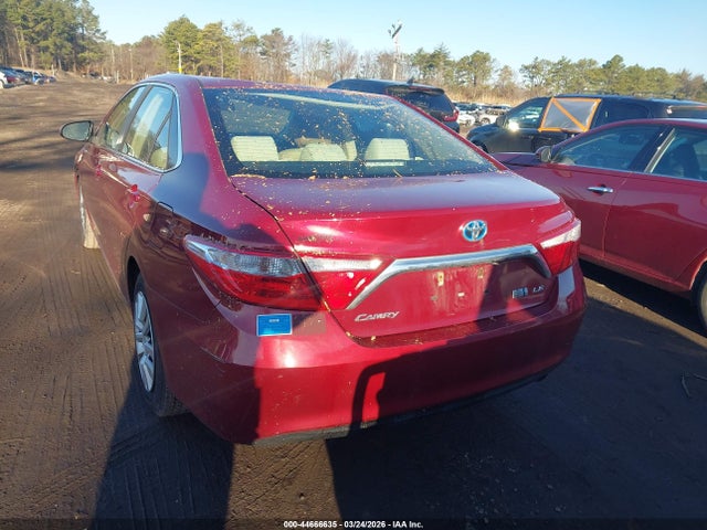 2015 Toyota Camry Hybrid Le მანქანა იყიდება აუქციონზე, vin: 4T1BD1FK0FU160694, აუქციონის ნომერი: 44666635