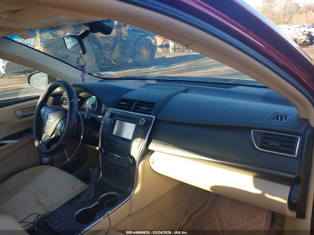 2015 Toyota Camry Hybrid Le მანქანა იყიდება აუქციონზე, vin: 4T1BD1FK0FU160694, აუქციონის ნომერი: 44666635
