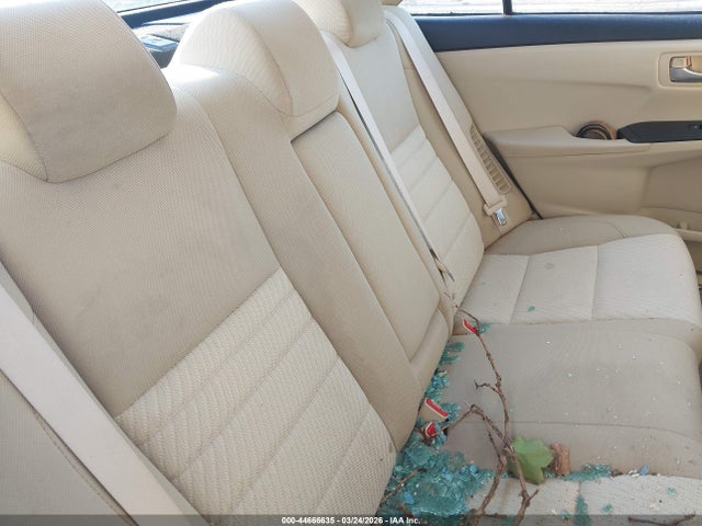 2015 Toyota Camry Hybrid Le მანქანა იყიდება აუქციონზე, vin: 4T1BD1FK0FU160694, აუქციონის ნომერი: 44666635