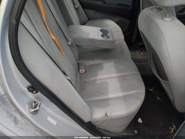 2010 HYUNDAI ELANTRA KMHDU4AD6AU072101 Photo 7