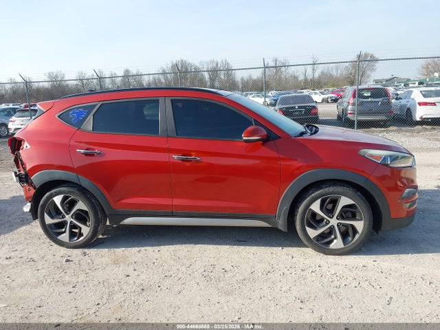 44666668 :رقم المزاد ، KM8J33A2XHU359949 vin ، 2017 Hyundai Tucson Limited مزاد بيع