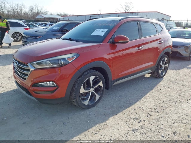 44666668 :رقم المزاد ، KM8J33A2XHU359949 vin ، 2017 Hyundai Tucson Limited مزاد بيع