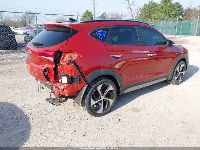 44666668 :رقم المزاد ، KM8J33A2XHU359949 vin ، 2017 Hyundai Tucson Limited مزاد بيع