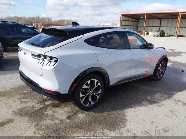 2021 FORD MUSTANG MACH-E 3FMTK3SU8MMA03249 Photo 3