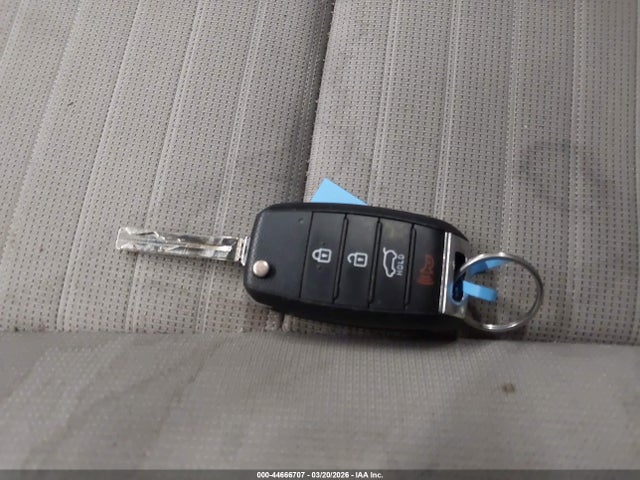 44666707 :رقم المزاد ، KNDPM3AC6J7418889 vin ، 2018 Kia Sportage Lx مزاد بيع