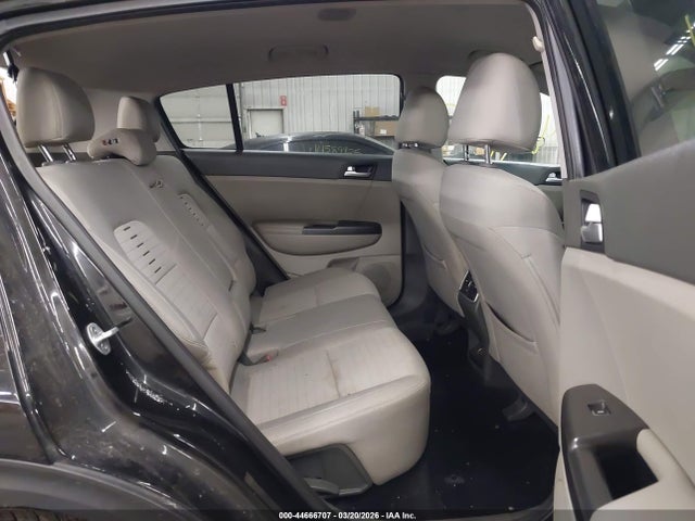 44666707 :رقم المزاد ، KNDPM3AC6J7418889 vin ، 2018 Kia Sportage Lx مزاد بيع