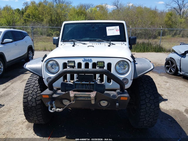 Продаж на аукціоні авто 2015 Jeep Wrangler Unlimited Rubicon, vin: 1C4BJWFGXFL693499, номер лоту: 44666734
