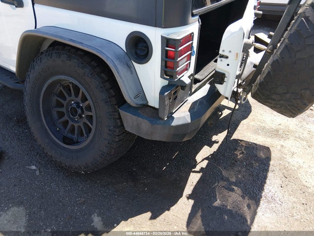 Продаж на аукціоні авто 2015 Jeep Wrangler Unlimited Rubicon, vin: 1C4BJWFGXFL693499, номер лоту: 44666734