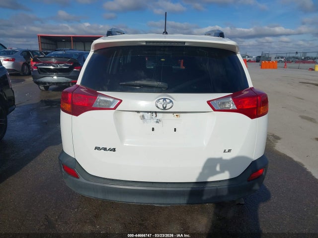 2014 Toyota Rav4 Le მანქანა იყიდება აუქციონზე, vin: JTMZFREV2EJ018970, აუქციონის ნომერი: 44666747