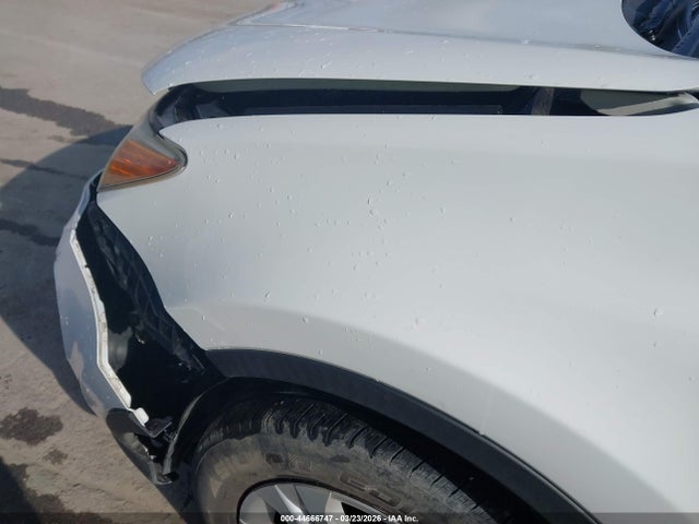 2014 Toyota Rav4 Le მანქანა იყიდება აუქციონზე, vin: JTMZFREV2EJ018970, აუქციონის ნომერი: 44666747