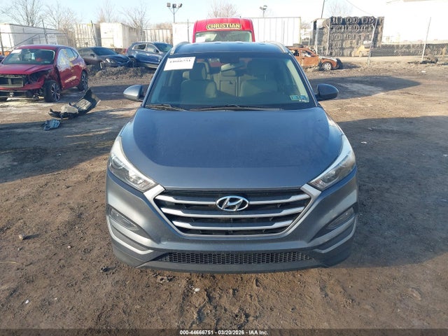 2018 Hyundai Tucson Sel მანქანა იყიდება აუქციონზე, vin: KM8J3CA47JU668446, აუქციონის ნომერი: 44666751