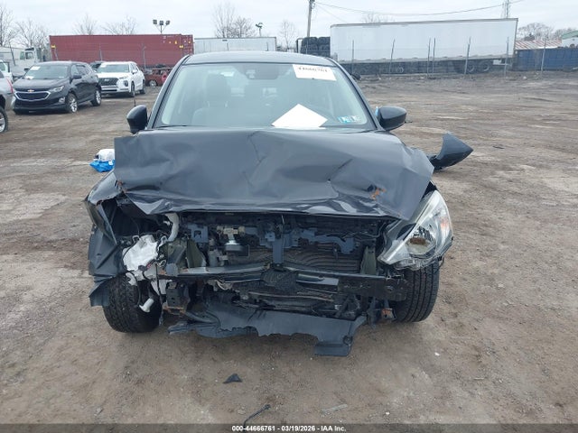 2019 TOYOTA YARIS 3MYDLBYV8KY522132 Photo 5