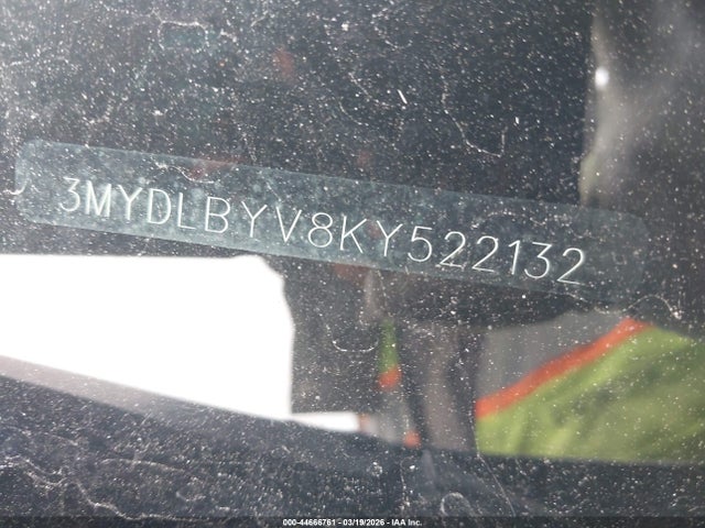 2019 TOYOTA YARIS 3MYDLBYV8KY522132 Photo 8