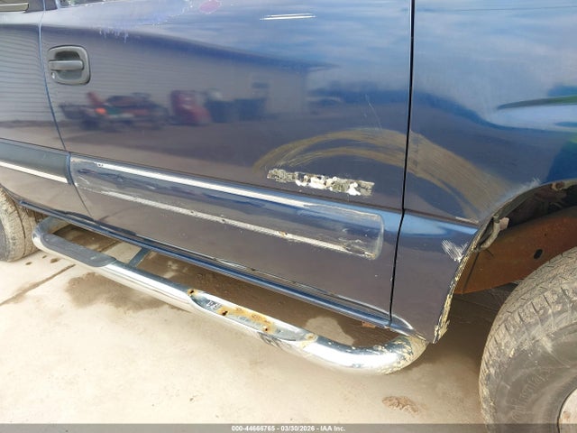 2001 CHEVROLET TAHOE 1GNEC13TX1R224308 Photo 5