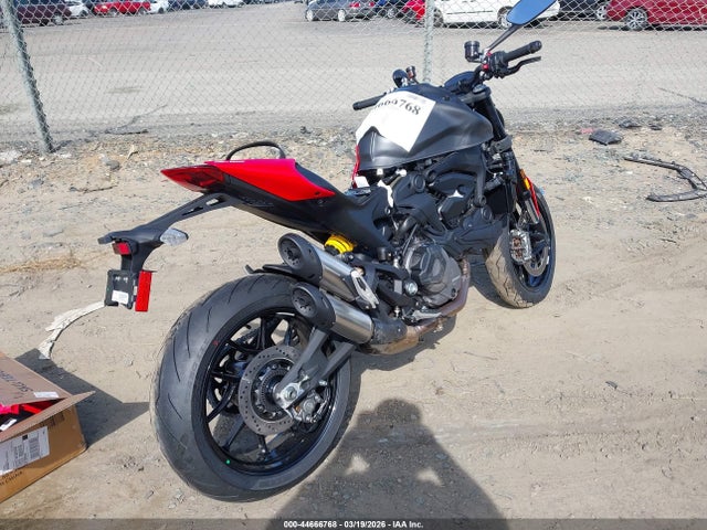Ducati Monster 2025 ZDMMAMDT4SB010391 Image 4