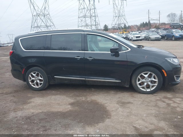 Aukcja sprzedaży 2017 Chrysler Pacifica Touring-l Plus, vin: 2C4RC1EG9HR611527, numer aukcji: 44666770