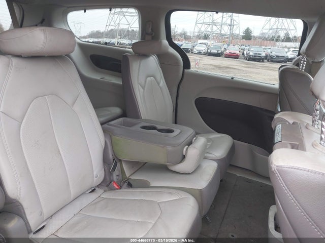 Aukcja sprzedaży 2017 Chrysler Pacifica Touring-l Plus, vin: 2C4RC1EG9HR611527, numer aukcji: 44666770