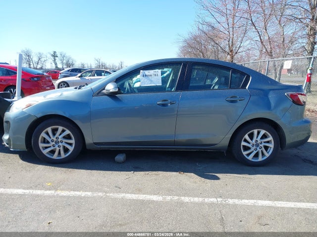 2013 Mazda Mazda3 I Grand Touring მანქანა იყიდება აუქციონზე, vin: JM1BL1WP1D1772551, აუქციონის ნომერი: 44666781