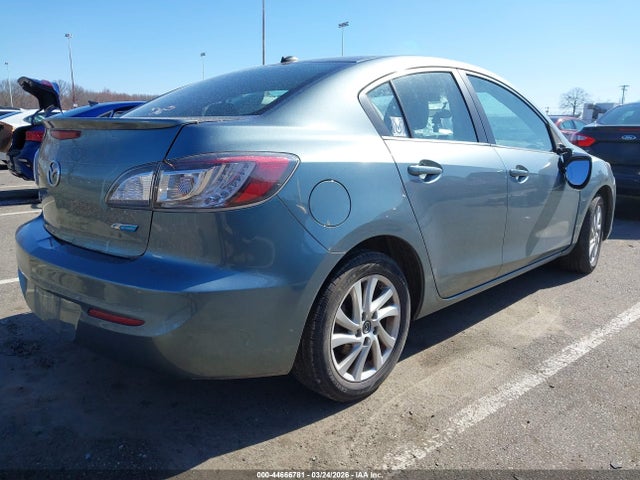 2013 Mazda Mazda3 I Grand Touring მანქანა იყიდება აუქციონზე, vin: JM1BL1WP1D1772551, აუქციონის ნომერი: 44666781