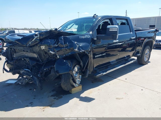 44666806 :رقم المزاد ، 2GC4YREY3N1223075 vin ، 2022 Chevrolet Silverado 2500hd 4wd  Standard Bed High Country مزاد بيع