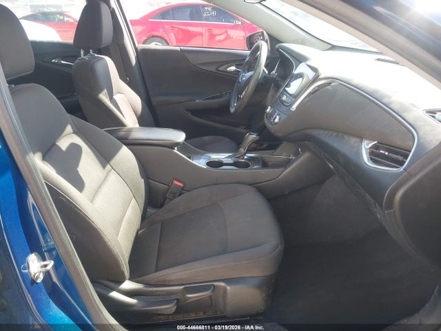 2019 Chevrolet Malibu Lt მანქანა იყიდება აუქციონზე, vin: 1G1ZD5ST5KF137556, აუქციონის ნომერი: 44666811