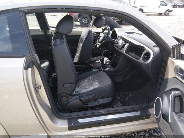 Продажа на аукционе авто 2012 Volkswagen Beetle 2.5l, vin: 3VWJP7AT8CM662876, номер лота: 44666821