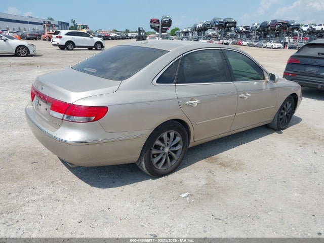 2008 HYUNDAI AZERA KMHFC46F08A258833 Photo 3