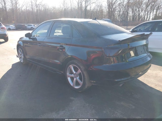 2015 AUDI A3 WAUBFGFFXF1011812 Photo 2