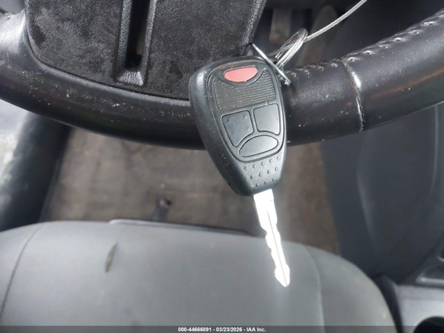 44666891 :رقم المزاد ، 1C4NJPFB9FD350619 vin ، 2015 Jeep Patriot Latitude مزاد بيع