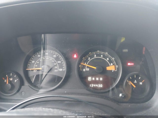 44666891 :رقم المزاد ، 1C4NJPFB9FD350619 vin ، 2015 Jeep Patriot Latitude مزاد بيع