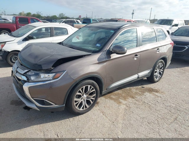 2016 MITSUBISHI OUTLANDER JA4AD3A39GZ010996 Photo 1