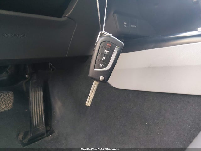 2018 TOYOTA CAMRY 4T1B11HK7JU553798 Photo 10