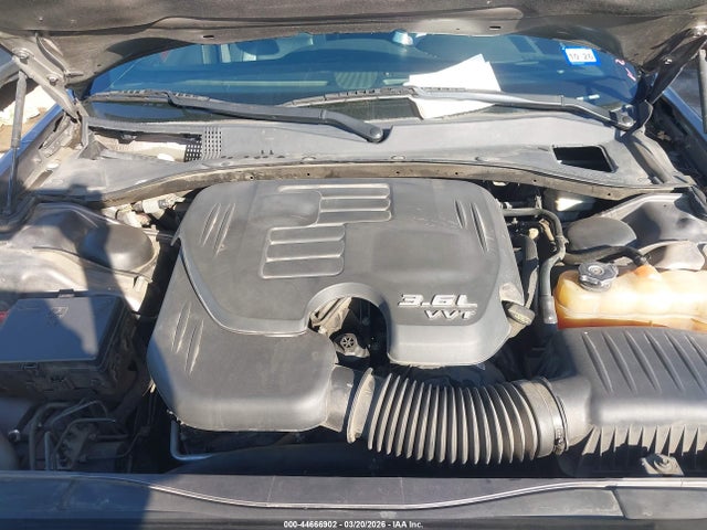 2014 CHRYSLER 300 2C3CCAAG7EH244774 Photo 9