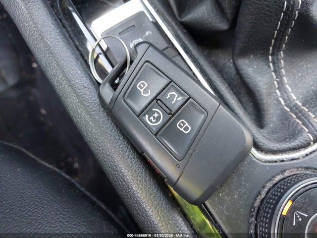 Продаж на аукціоні авто 2022 Volkswagen Taos 1.5t Sel, vin: 3VV2X7B23NM049825, номер лоту: 44666916