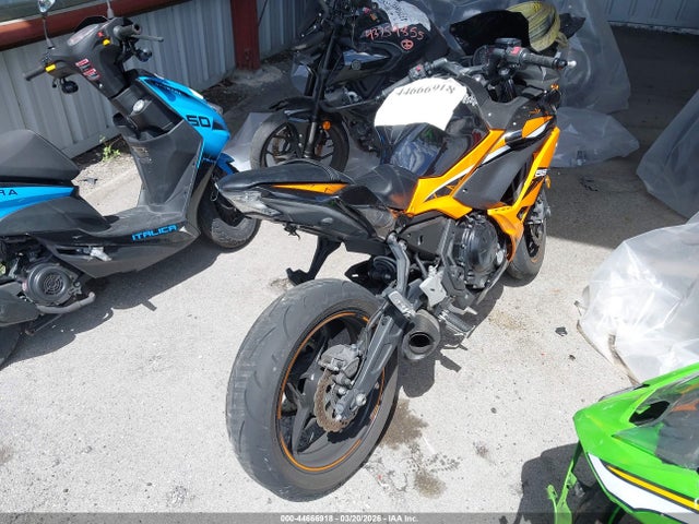 Kawasaki Ex650 F 2019 JKAEXEK11KDA34316 Image 4
