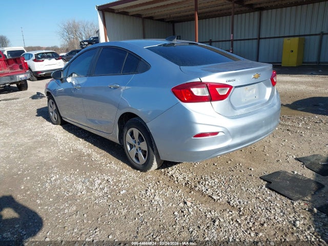 44666924 :رقم المزاد ، 1G1BC5SM3J7127761 vin ، 2018 Chevrolet Cruze Ls Auto مزاد بيع