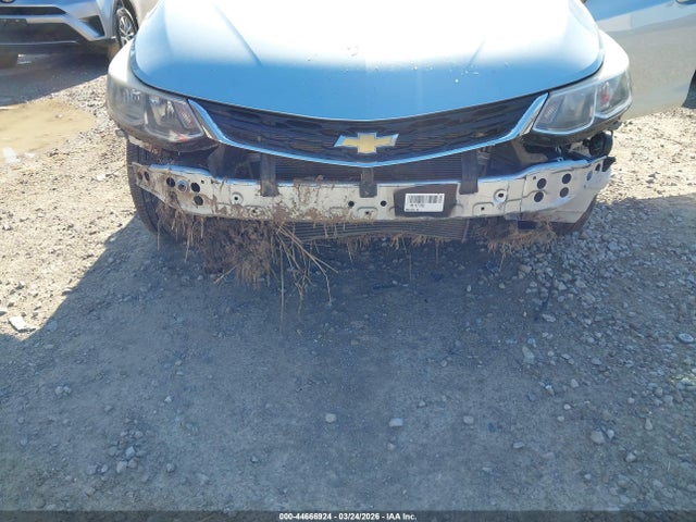 44666924 :رقم المزاد ، 1G1BC5SM3J7127761 vin ، 2018 Chevrolet Cruze Ls Auto مزاد بيع