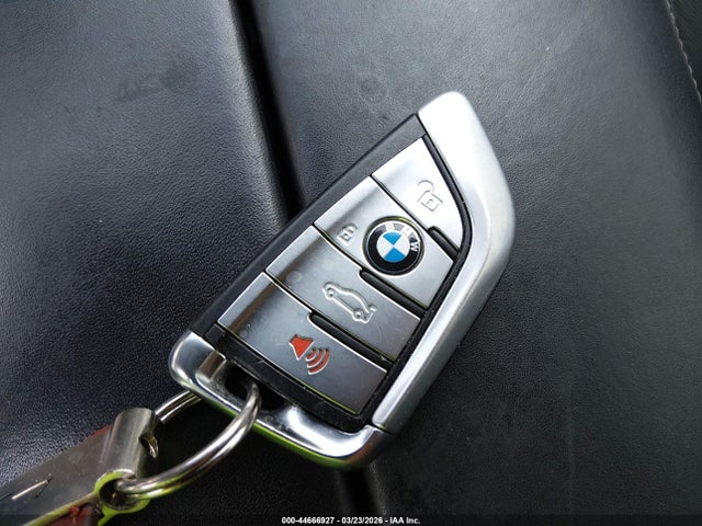 2019 Bmw 740i მანქანა იყიდება აუქციონზე, vin: WBA7E2C59KB217490, აუქციონის ნომერი: 44666927