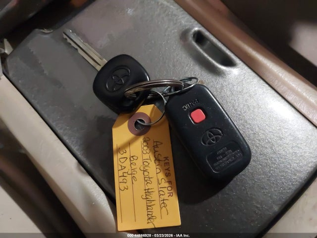 2003 TOYOTA HIGHLANDER JTEHF21A730106501 Photo 10