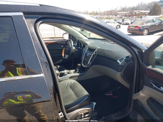 44666948 :رقم المزاد ، 3GYFNFEY0BS577520 vin ، 2011 Cadillac Srx Premium Collection مزاد بيع