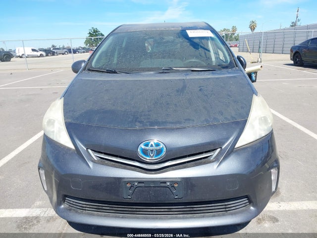 Продаж на аукціоні авто 2013 Toyota Prius V Three, vin: JTDZN3EU1D3260661, номер лоту: 44666959