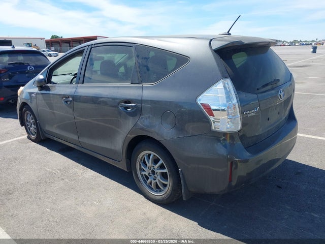 Продаж на аукціоні авто 2013 Toyota Prius V Three, vin: JTDZN3EU1D3260661, номер лоту: 44666959