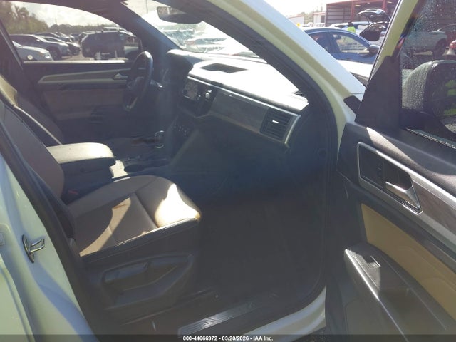 44666972 :رقم المزاد ، 1V2JC2CA0MC230331 vin ، 2021 Volkswagen Atlas Cross Sport 2.0t Se W/technology مزاد بيع